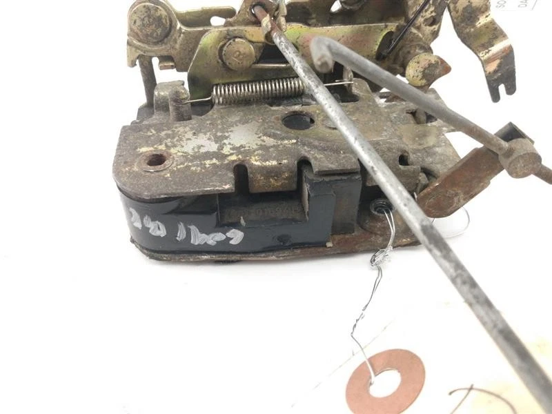 Pestillo y actuador puerta trasera pasajero derecho Land Rover Discovery 1 I 96-04 Foto 3 de 4