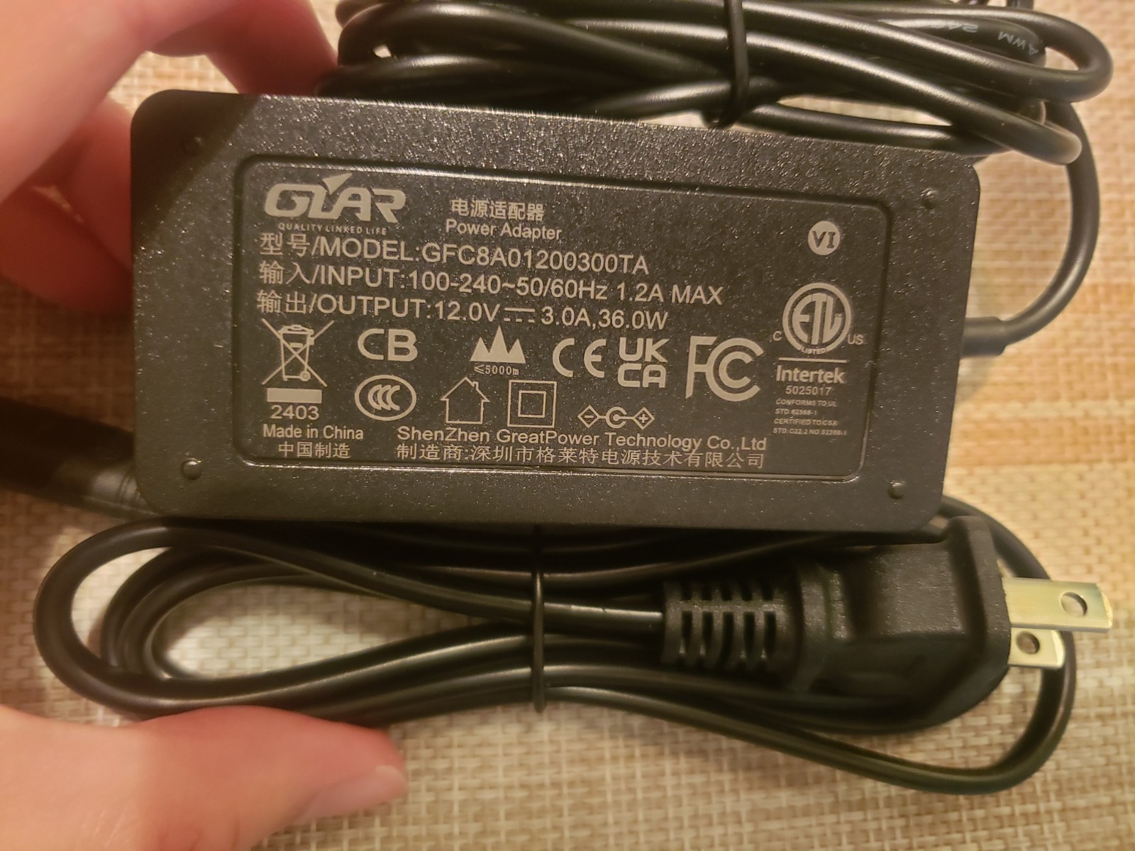 Input 100-240v 50/60hz 1.2a  Max / Output 12v 3a 36w