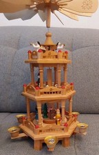 Pyramide Weihnachtspyramide 3-stufig 45 cm