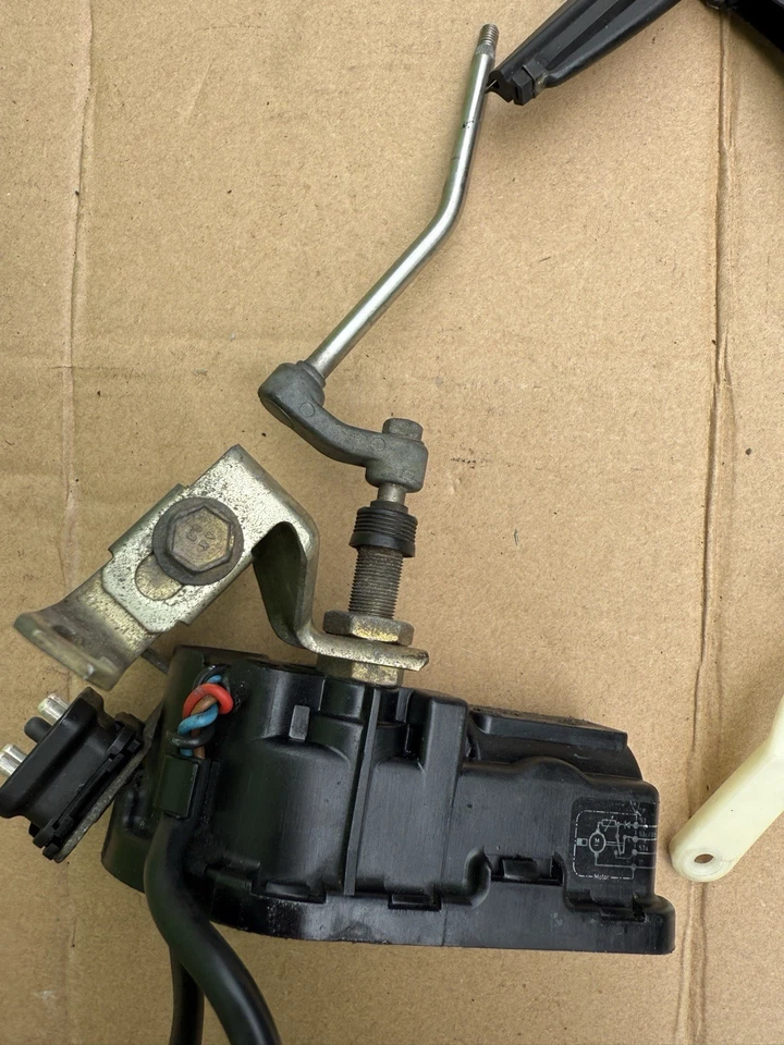 Motores limpiaparabrisas faros izquierdo y derecho mercedes r129 sl500 90-02 oem Foto 4 de 4