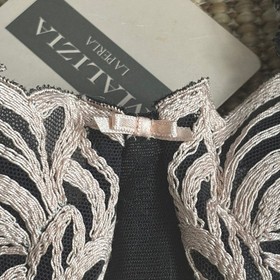 NWT Malizia by La Perla Black and Pink Embroidered Lace Bra size 36C