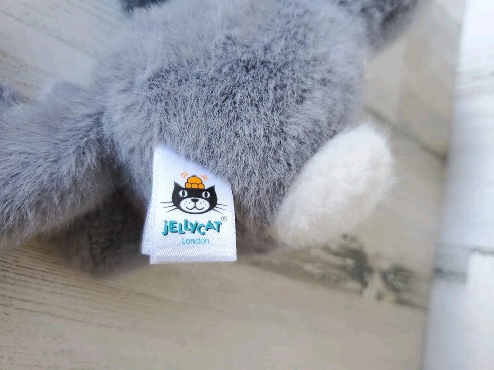 Jellycat Fuzzle Bunny Plush Stuffed Animal RETIRED SUPER RARE - Image 4 of 4