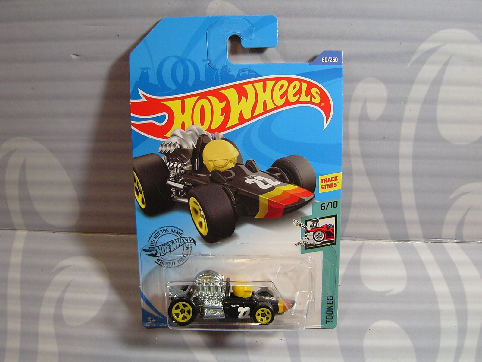2020 HOT WHEELS ''TOONED`'' #60 = HEAD STARTER = BLACK  int