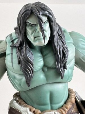 HASBRO MARVEL LEGENDS FIN FANG FOOM SERIES SKAAR SON OF HULK HASBRO MARVEL LEGENDS FIN FANG FOOM SERIES SKAAR SON OF HULK