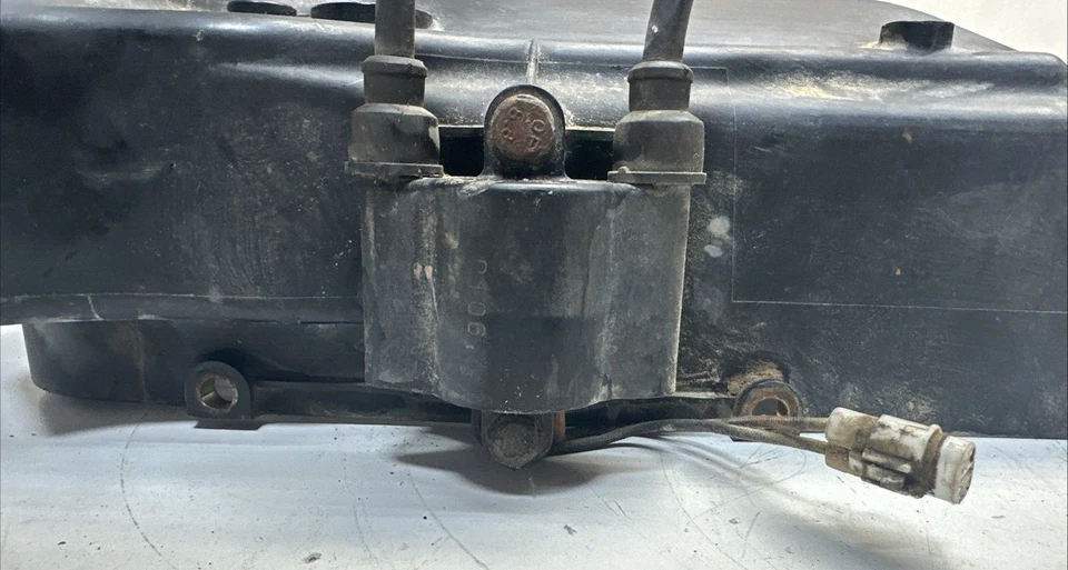 OEM 2002 Polaris Trail 550 Snowmobile Cylinder Head Shroud - Image 3 of 4