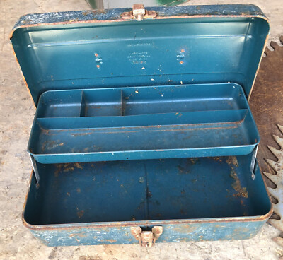Union Metal Fishing Tackle Box Blue 14.5 x 7.5 x 6h vintage tool