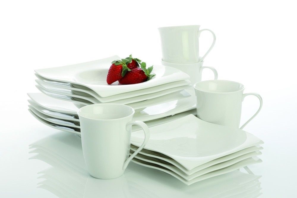 Maxwell Williams White Basic Motion NEW SALAD PLATES ONLY- SET OF