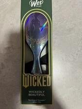 NIB Wet Brush x Wicked The Original Detangler & Bow Clip in Wickedly Beautiful