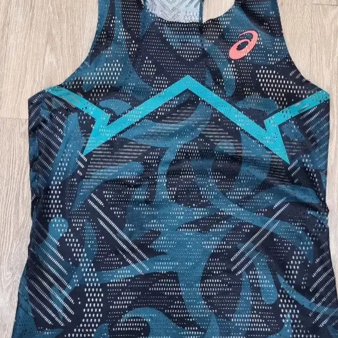 Asics MetaSpeed Running Singlet - Size M, Pre-Owned thumbnail 3