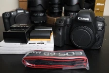 Canon EOS 6D Mark II 26.2 MP DSLR Camera Body w 3 batteries & manual EXCELLENT