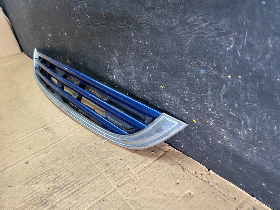 2007 to 2009 Mini Cooper Front Upper Grille Grill T3971 DG - Image 2 of 4