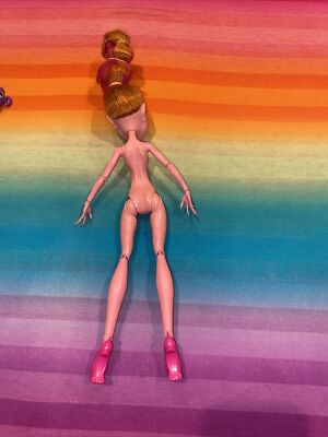 初期クルバカンペーン師　クンペーンプライクラシップ Monster High----13 Wishes *Gigi Grant*----Genie Doll & Pet