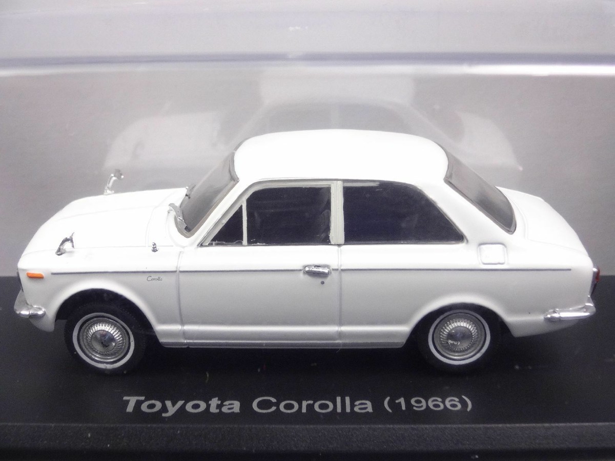 非売品　TOYOTA COROLLＡカローラ1966ミニカー Toyota Corolla 1966 White 1/43 Scale Box Mini Car Display