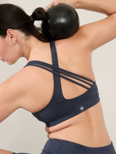 Athleta S SMALL Train Free Bra A-C Navy Blue Sports Bra Yoga Workout Top NWT