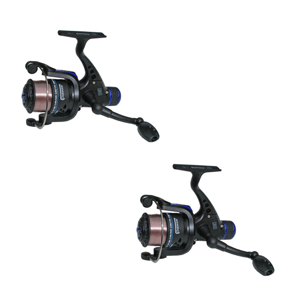 2 X OAKWOOD CARP FISHING RODS 8FT 2PC + 2 X R30 COARSE FISHING REELS