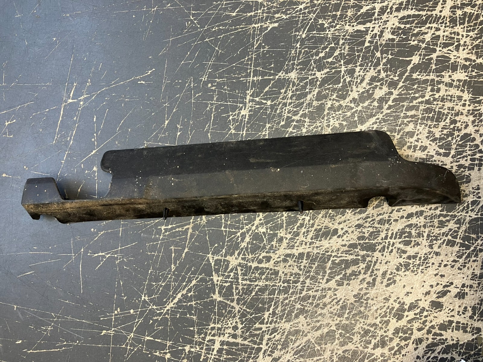 USED Front Left seat outer rail cover for BMW E12 E28 E23 52101873513 #17 G