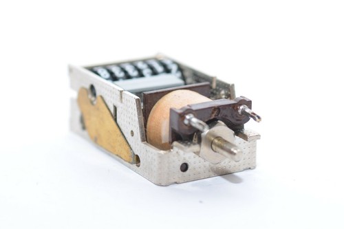 Elektromechanisches Zählwerk von Hengstler, 12 Volt / 125 Ohm, 6-stellig, NOS - Picture 5 of 8