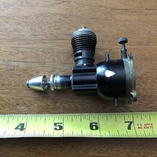 Vtg Cox .049 Airplane Engine Black Widow? wit...