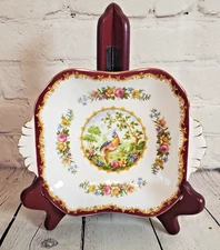 Vintage Royal Albert Maroon Chelsea Bird 7" Handled Candy Cracker Dish