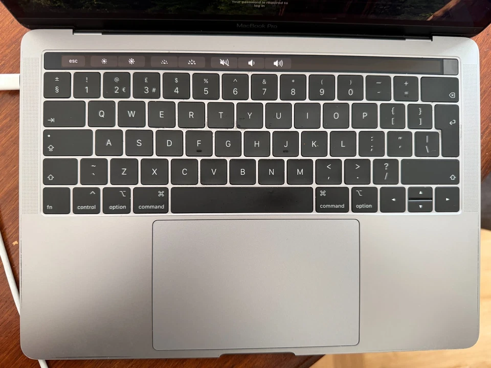 Apple MacBook Pro 13.3" A2159 2019, 128GB SSD, 8GB RAM, photo 3 of 5
