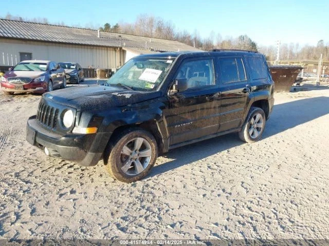 2012 Jeep Patriot Washer Reservoir OEM 2.00L Used 104K Miles - No Bolts - Image 3 of 4