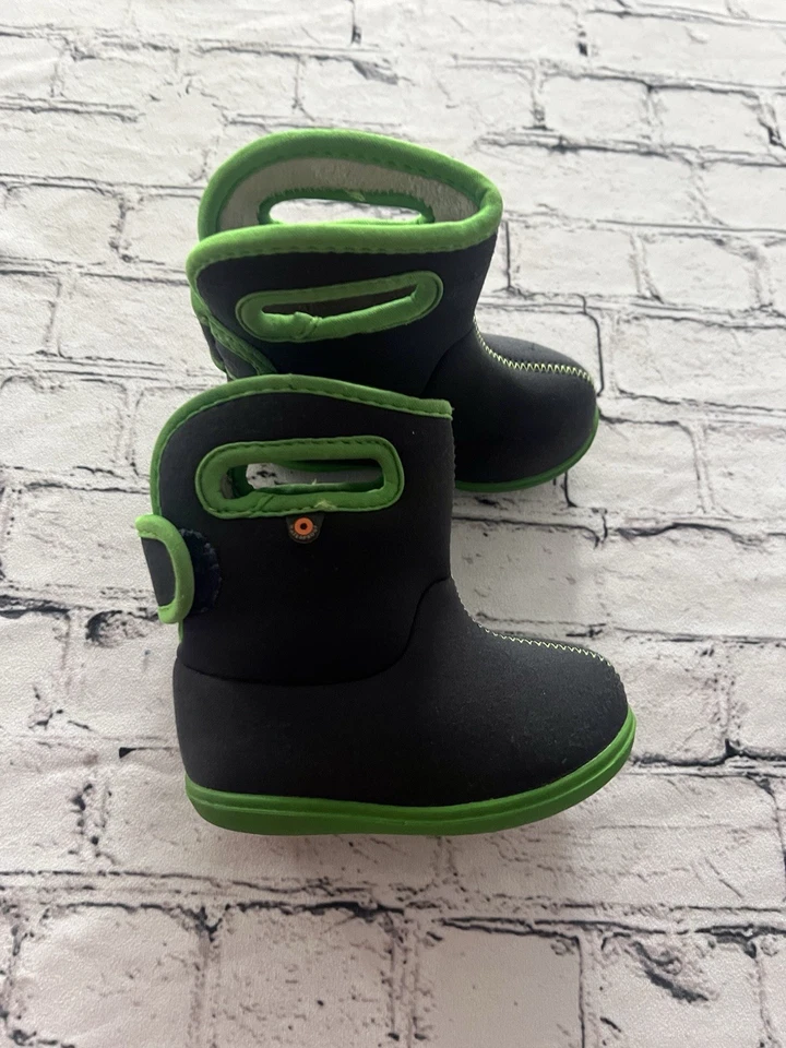 Botas Baby Bogs Talla US 6/EURO 22 Foto 4 de 4
