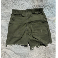 OG-107 cutoff shorts