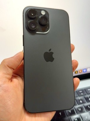 Apple iPhone 14 Pro Max 256GB Factory Unlocked Space Black (LCD Quality) #24188