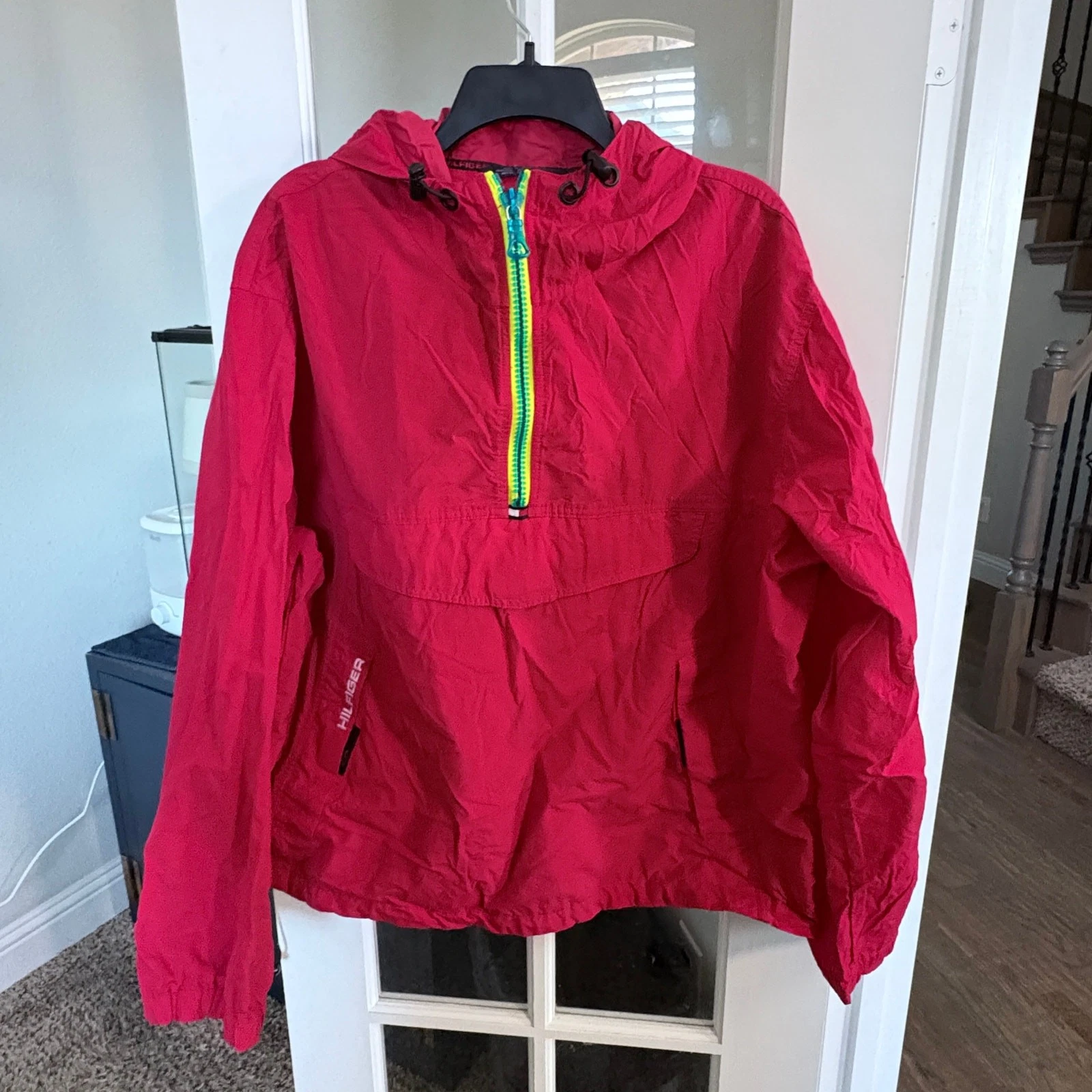 VTG Tommy Hilfiger Windbreaker Preppy Retro GORPCORE Red Hooded Anorak L Unisex
