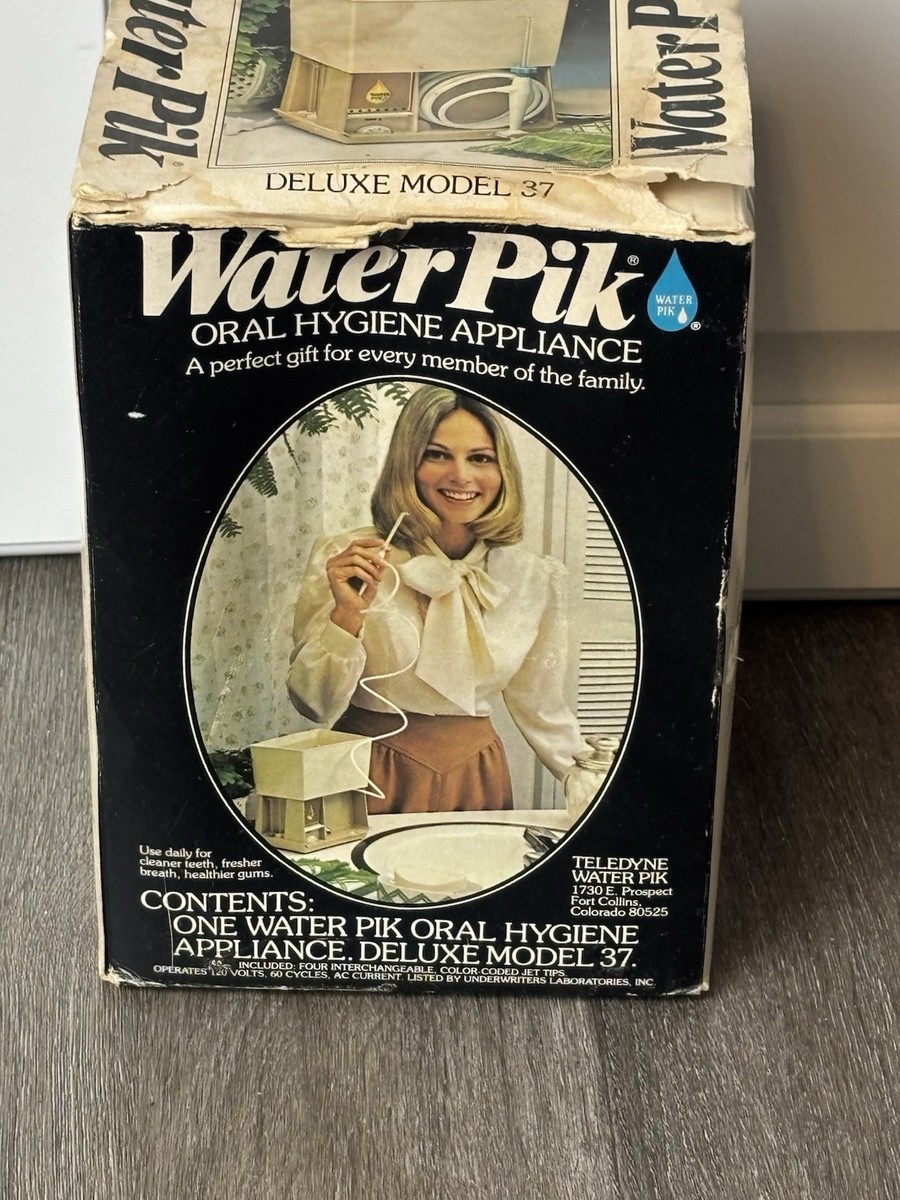 VINTAGE 1975 Waterpik Hygiene Appliance Deluxe Model 37 NEW OPEN