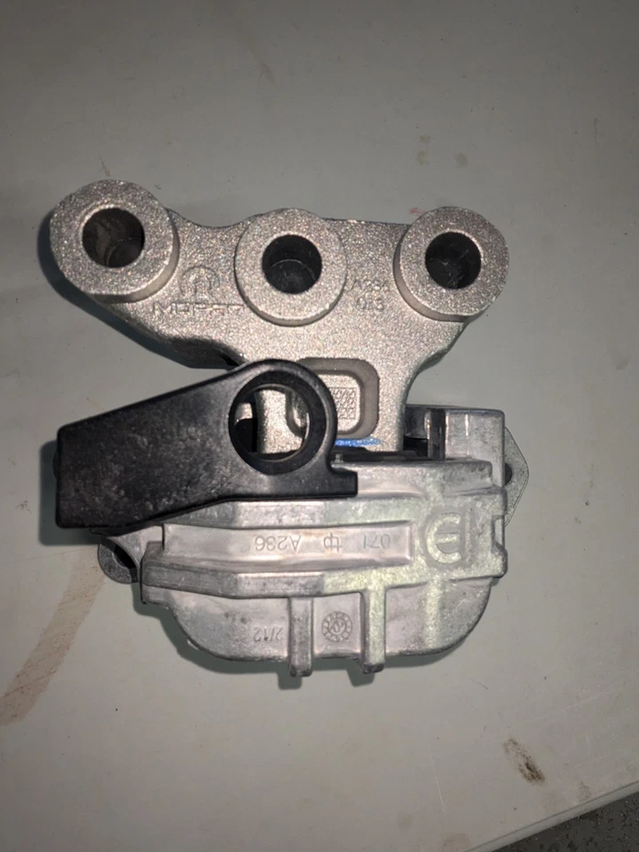 Mopar Engine Mount Isolator 00520321190 fits 2015-2017 Ram ProMaster City #H75 - Image 2 of 4