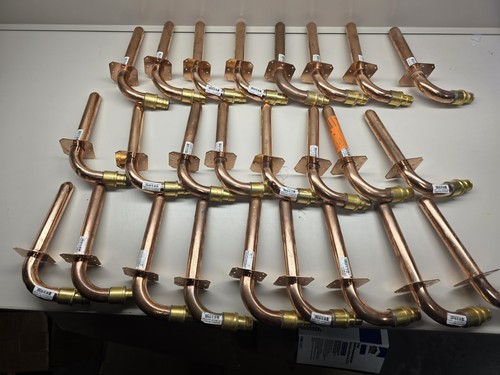 (25) Apollo 8" X 3/4" Copper PEX-A Expansion Barb Stub-Out 90ยฐ Elbow Flange