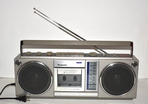 Panasonic RX-4930 Stereo FM-AM-FM Radio Cassette Boombox Tested Works