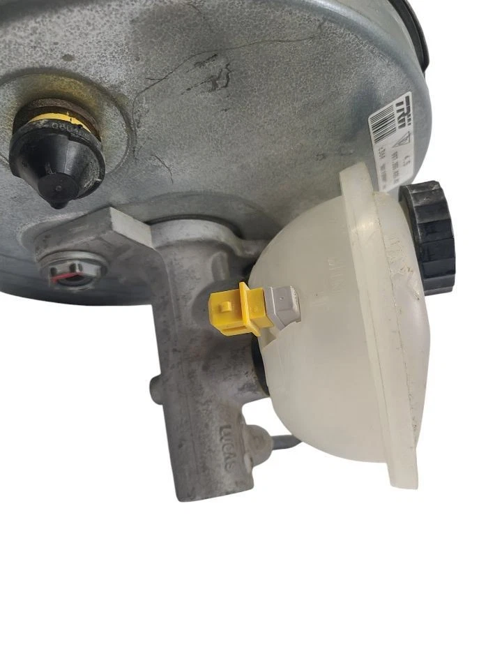 Cilindro maestro de freno 997 modelo 92-1/2" Wb compatible con 05-12 PORSCHE 911 604304 Foto 3 de 4