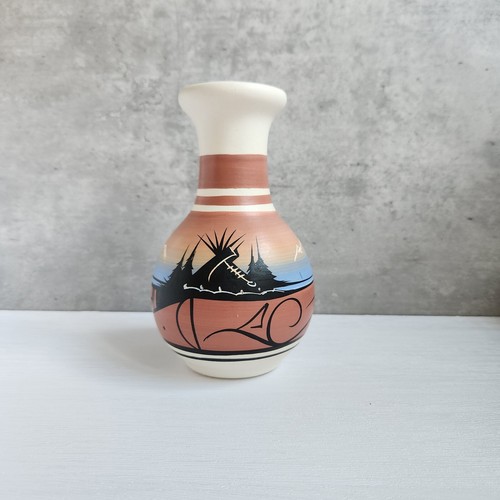 Vaso artigianale in ceramica indiana incisa Navajo, firmato dall'artista - Foto 5 di 12