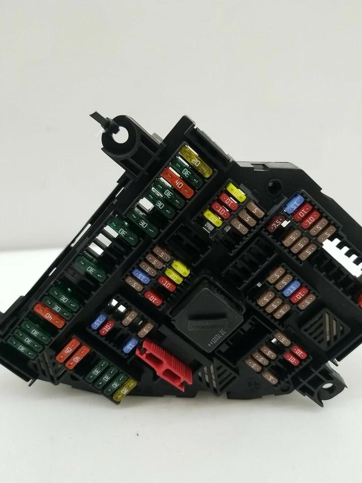 Bmw F10 F11 F12 F01 F02 5 6 7 серия задний багажник предохранитель соединительная коробка реле 9252812 - Изображение 3 из 4