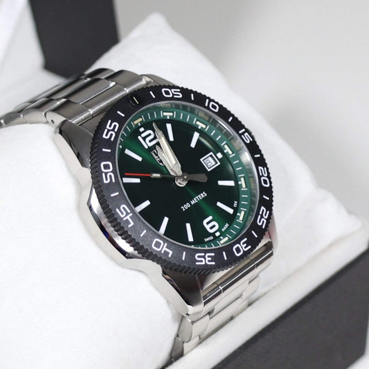 Luminox Pacific Diver Men's Stainless Steel Green Dial Watch XS