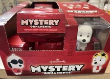 Hallmark ✨ Peanuts SNOOPY 💫 MYSTERY 💫Ornament ~ NEW SEALED ✨???????