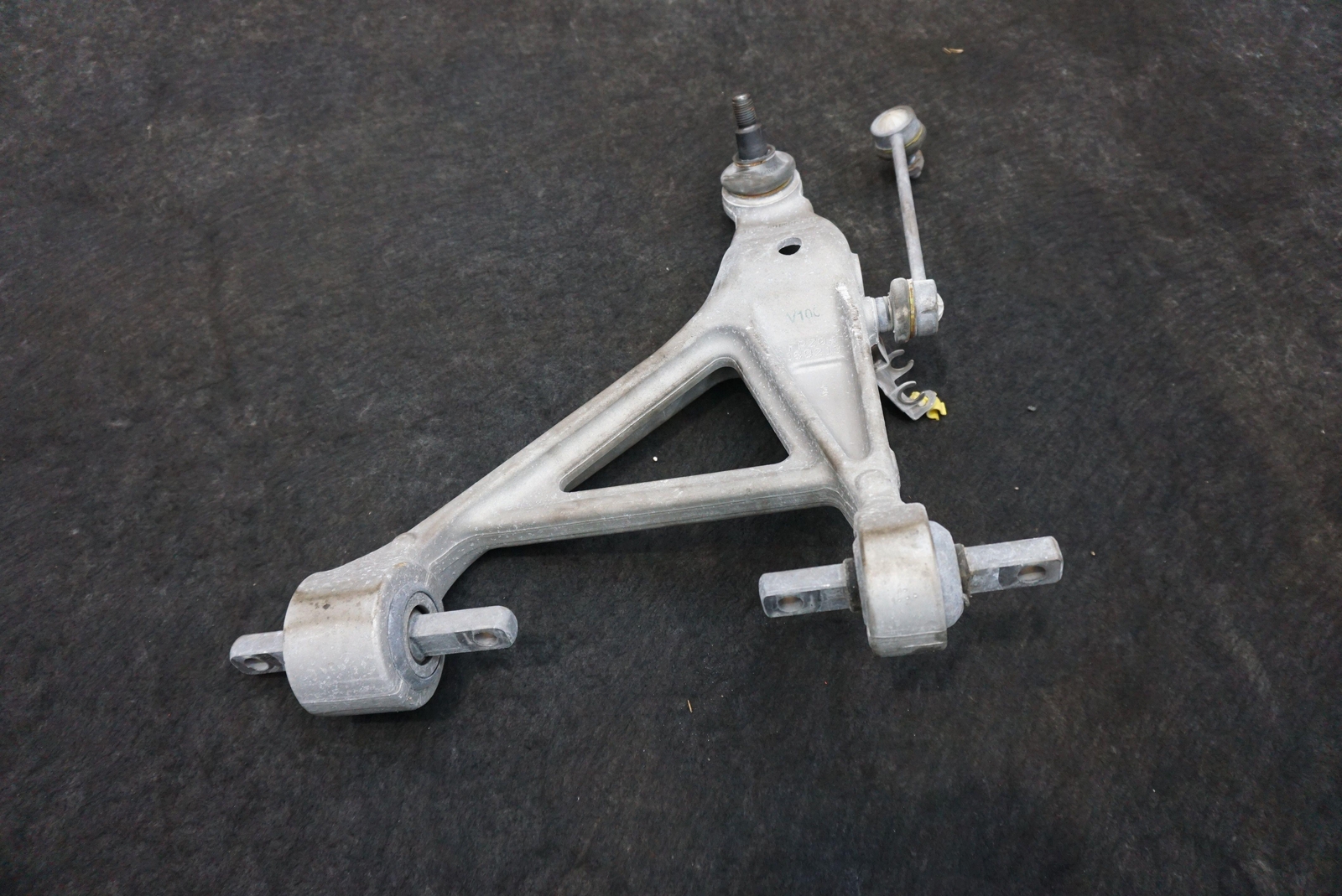 Set 2 Front Left Upper & Lower Control Arm OEM 235132 Ferrari California 2012-14