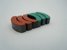 AURORA MODEL MOTORING TJET GREEN/ORANGE MAGNETS ~ NOS ~ 3 SETS ~USE W/AFX NONMAG