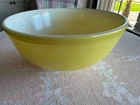 Vintage PYREX 404 Yellow Primary Color 4 QT Large Mixing Nesting Bowl