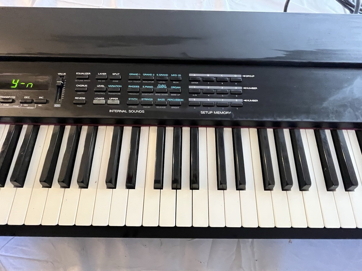 Roland RD-500 88鍵 ブラック電子ピアノ Roland Rd-500 Digital Piano