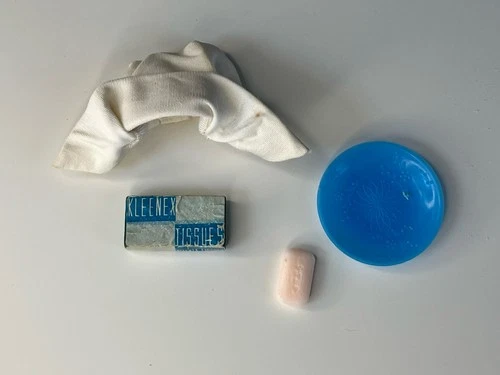 Mattel Vintage Barbie Candy Striper #889 - Accessories