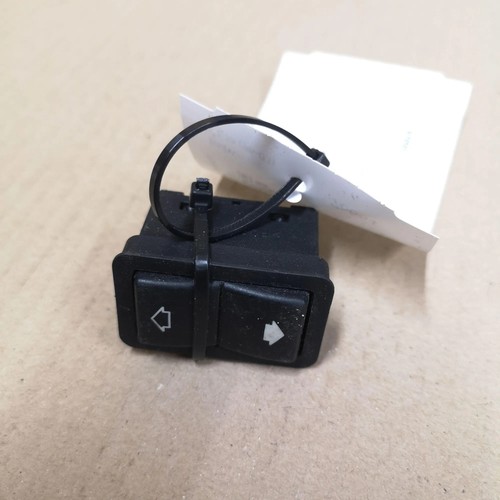 BMW 5 Touring E39 Fensterheber Schalter Vorne links 8368974 3.00 28703010