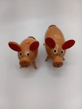 Pair Of Vintage Wooden Salt And Pepper Shakers Animal Pigs Unbranded 