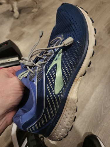 brooks ghost 10.5 wide