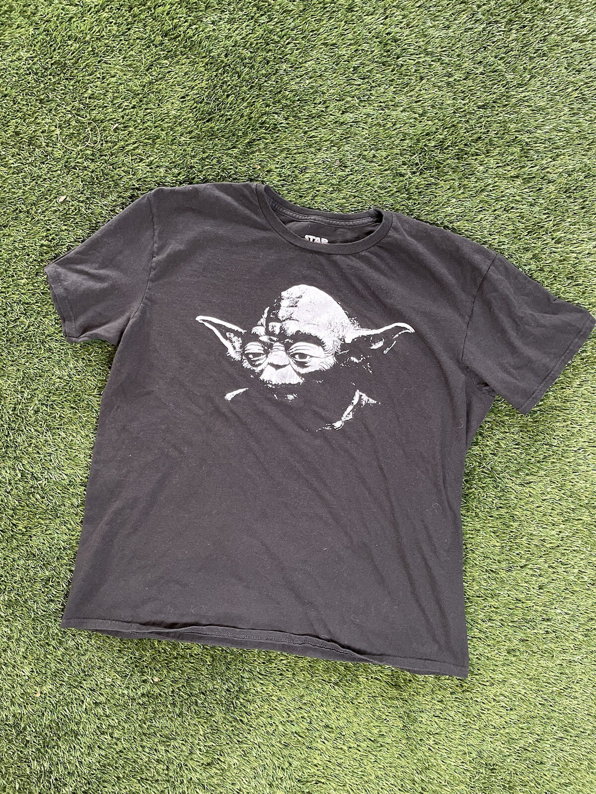 Camiseta Yoda Star Wars XL Fuerza Jedi Película Japón Sabio Raro La Cabra Yoda