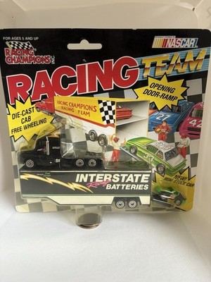 NASCAR 1:64 Interstate Batteries Die-Cast Cab Racing Team Transporter