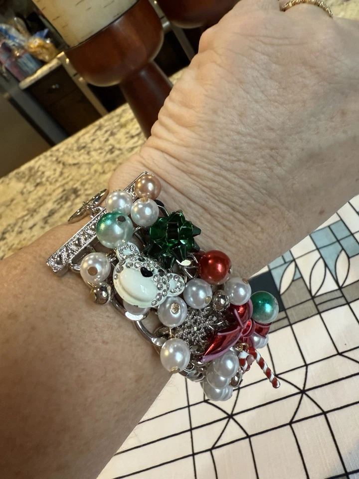 NUEVO BETSEY JOHNSON Tono Plata Adornos Vacacionales Imitación Perla Dijes Pulsera Palanca Foto 2 de 4