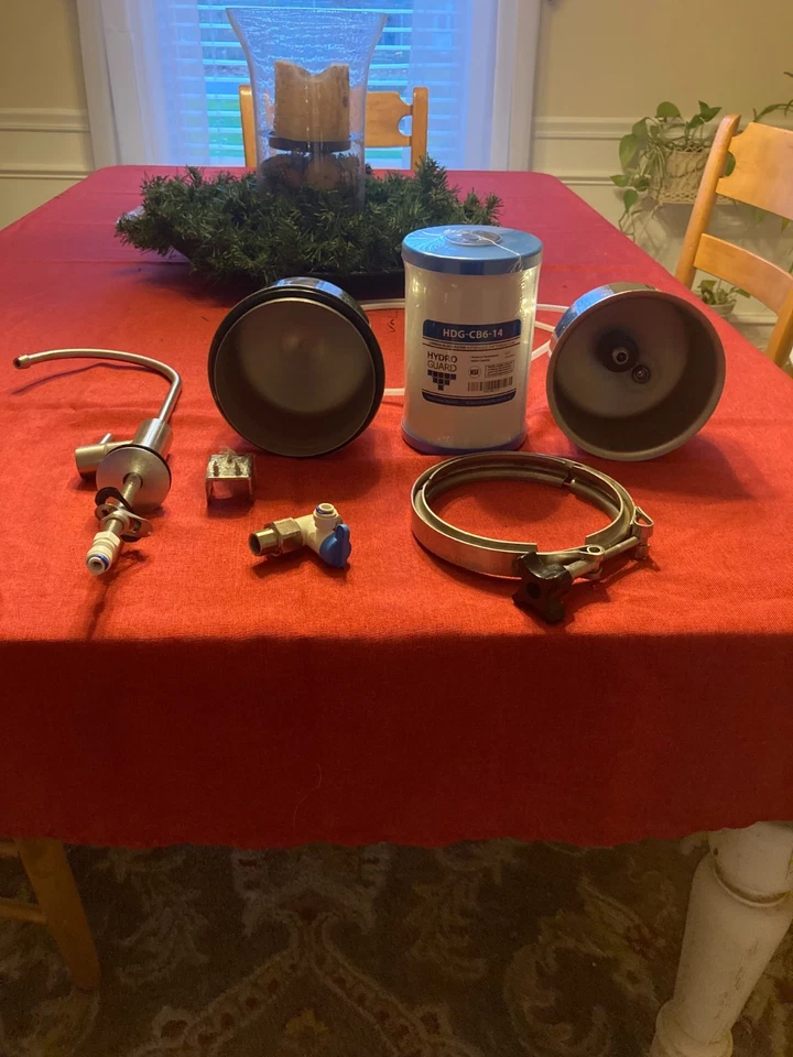 Multipure Aquaversa 型号 MP750 水槽下滤水器 带 Faucet & 全新过滤器 — 第 2/2 张图片